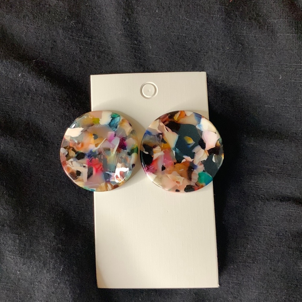 Colorful stud earrings